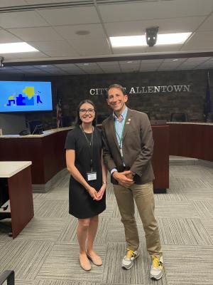Allentown Mayor Matt Tuerk with Summer Fellow Alejandra Fernandez
